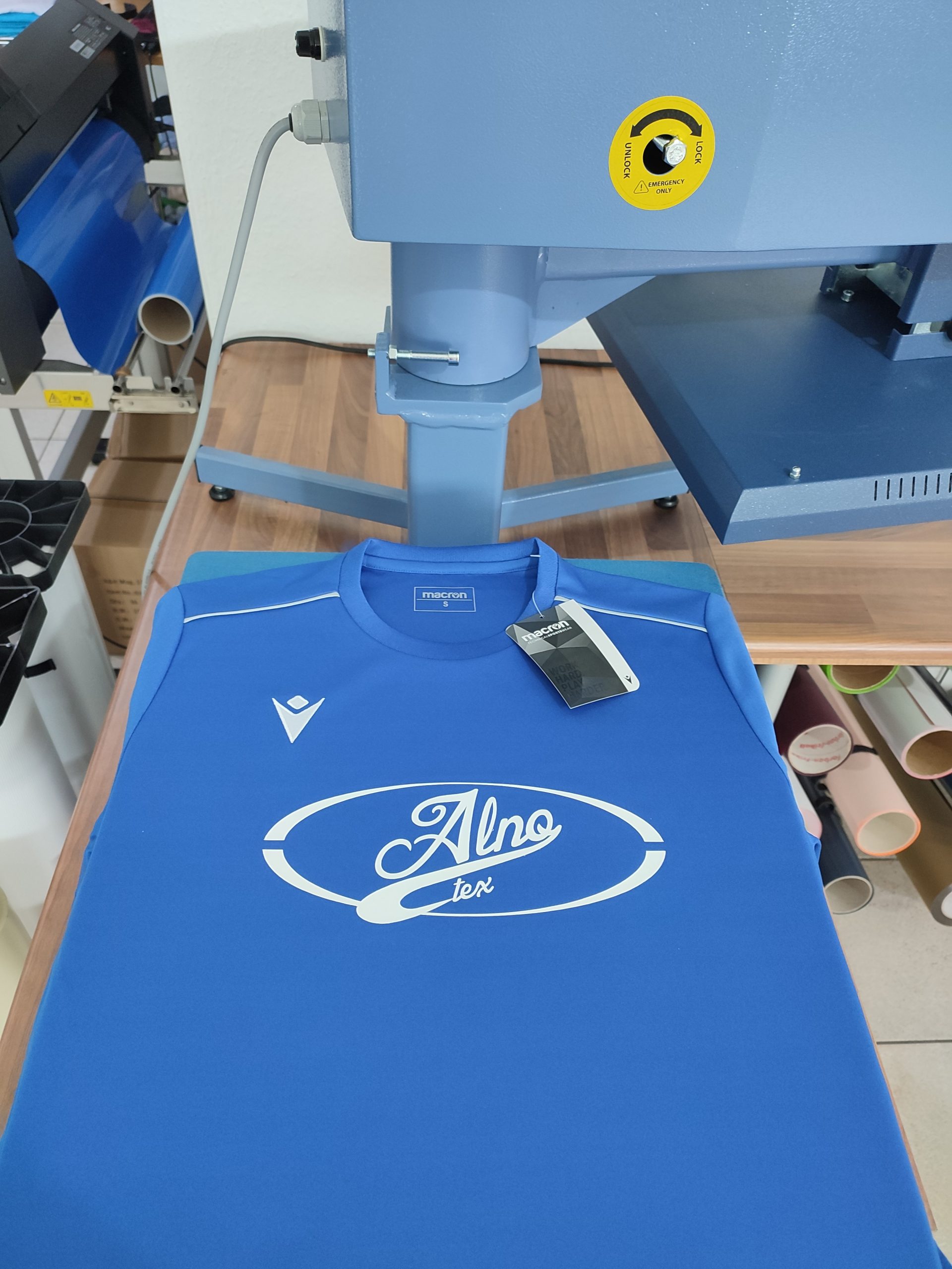 Trikots Beflocken und bedrucken von Textilien in Kaltenkirchen