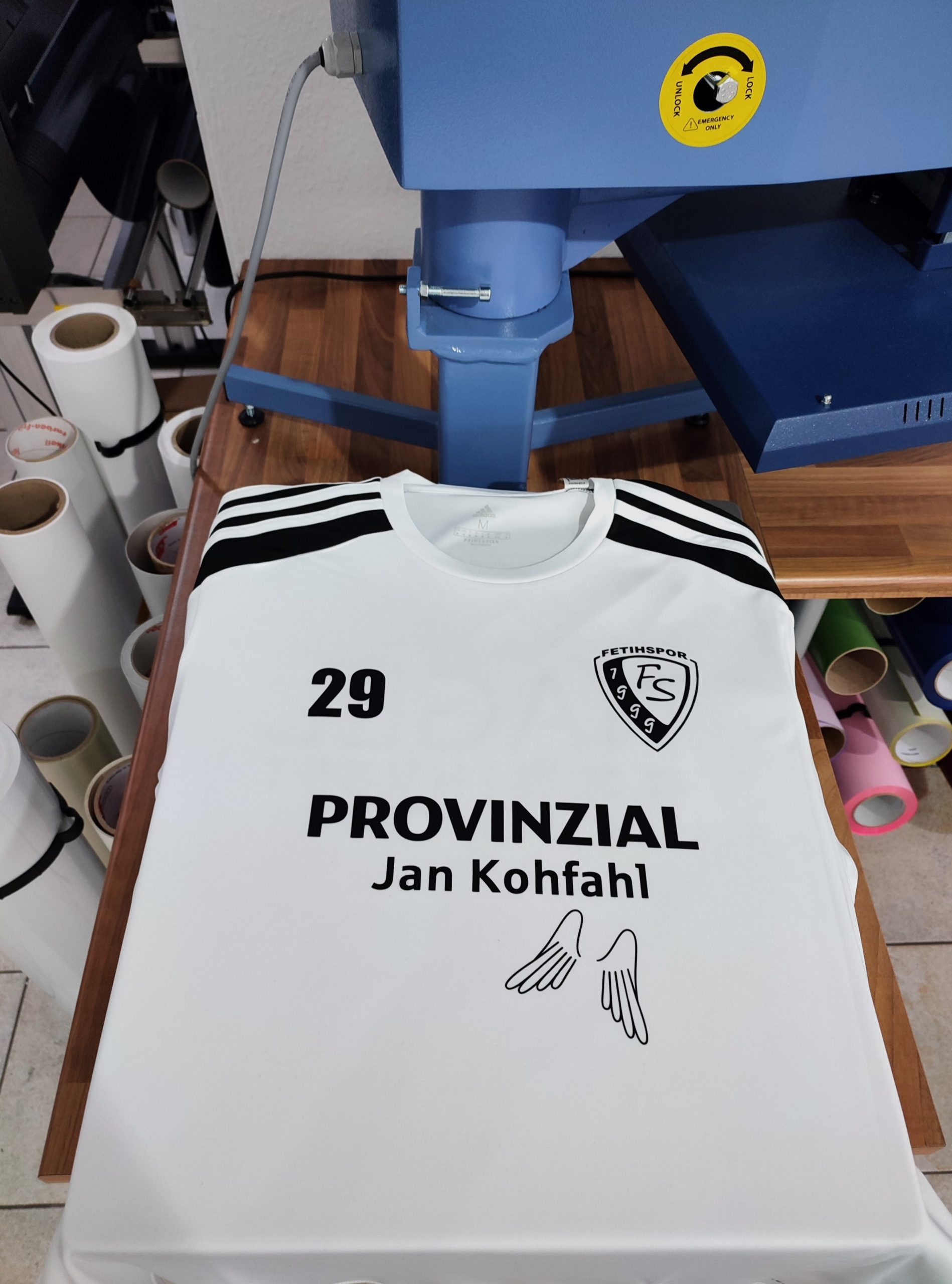 Trikots Beflocken und bedrucken von Textilien in Kaltenkirchen